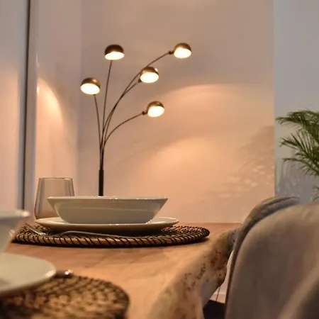 Vernieuwd Op 200m De Zee * Oostende