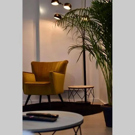 Vernieuwd Op 200m De Zee Lejlighed Oostende