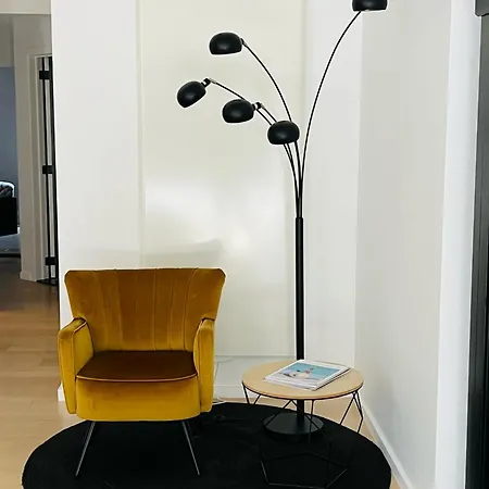 Vernieuwd Op 200m De Zee 아파트